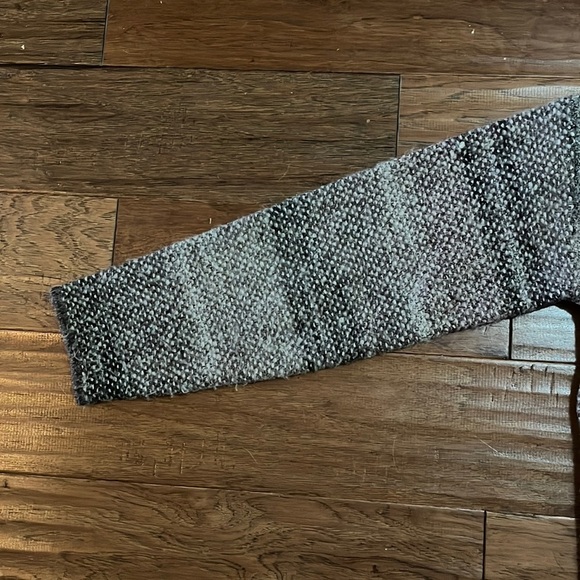 Max Studio Women’s Turtleneck Sweater Size M - Picture 4 of 6